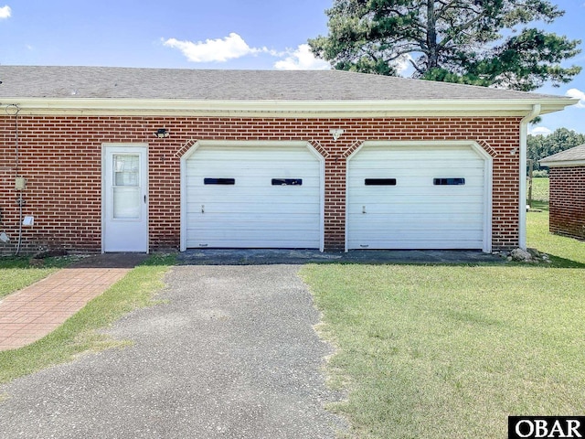 202 Winfall Blvd, Hertford, NC 27944 - garage featuring driveway