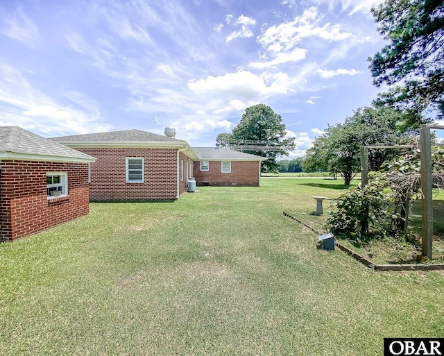 202 Winfall Blvd, Hertford, NC 27944 - view of green lawn