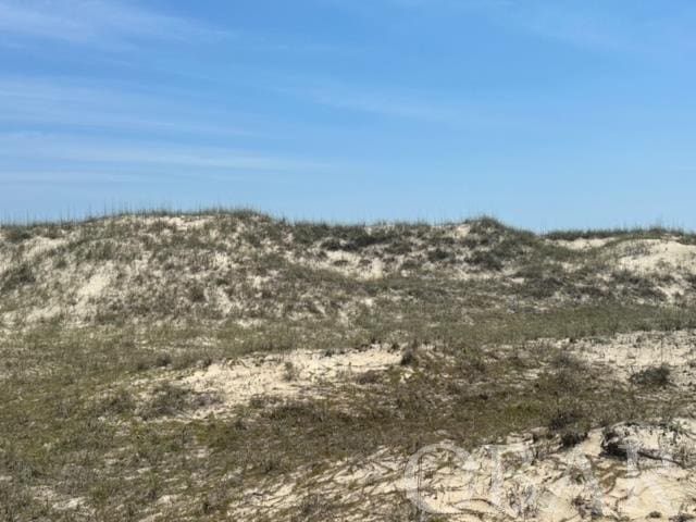 Listing photo 2 for 2151 Sandfiddler Rd Lot # 1, Corolla NC 27927