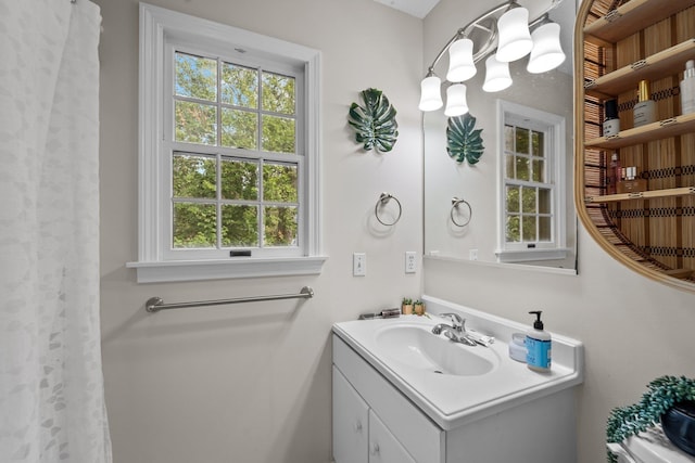 bathroom with vanity