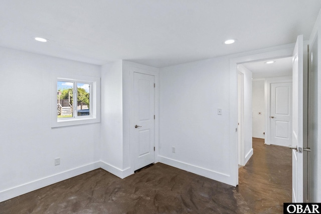 113 B And B Ln, Coinjock, NC 27923 - empty room featuring recessed lighting
