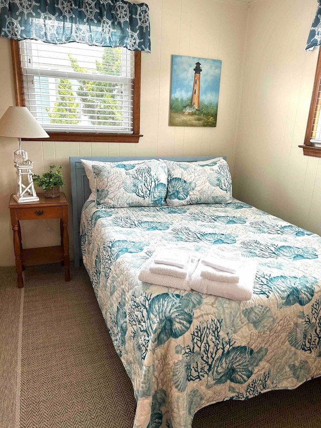 view of carpeted bedroom