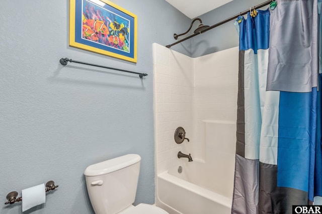 100 Amherst Dr Unit 3, Kill Devil Hills, NC 27948 - bathroom featuring shower / bath combo and toilet