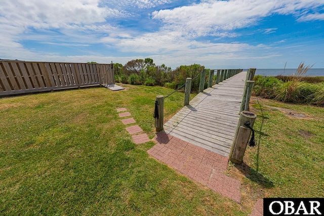 view of yard featuring a water view