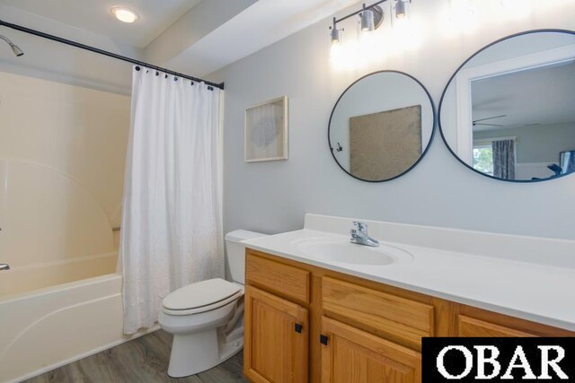 131B Jay Crest Rd Unit 801, Duck, NC 27949 - bathroom with vanity, shower / tub combo, and wood finished floors