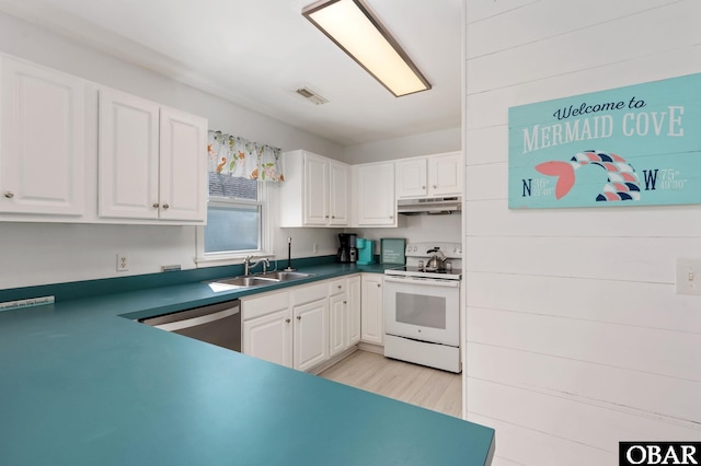 kitchen featuring under cabinet range hood, visible vents, white cabinetry, electric stove, and stainless steel dishwasher