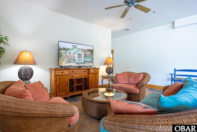 1700 Paget Rd Unit C 3, Kill Devil Hills, NC 27948 - living room featuring ceiling fan