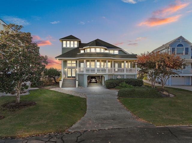 view of front of home with a front yard