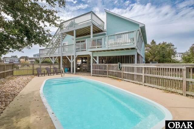 view of pool featuring a fenced in pool