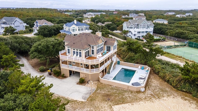 bird's eye view with a residential view