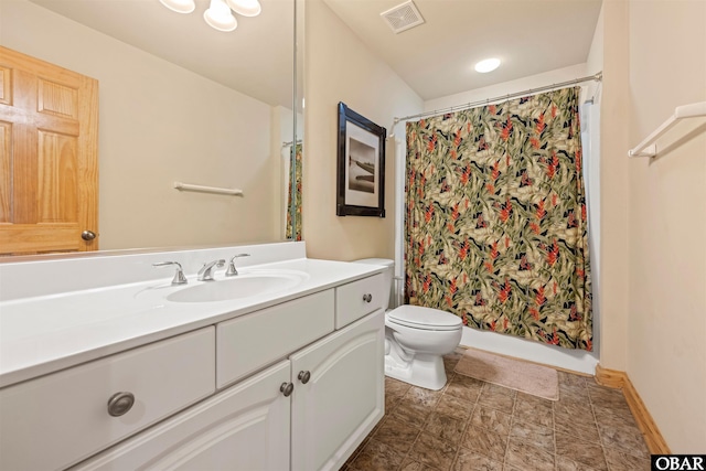 full bathroom with vanity, toilet, a shower with curtain, and visible vents