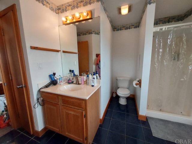 full bath featuring toilet, curtained shower, vanity, and tile patterned floors