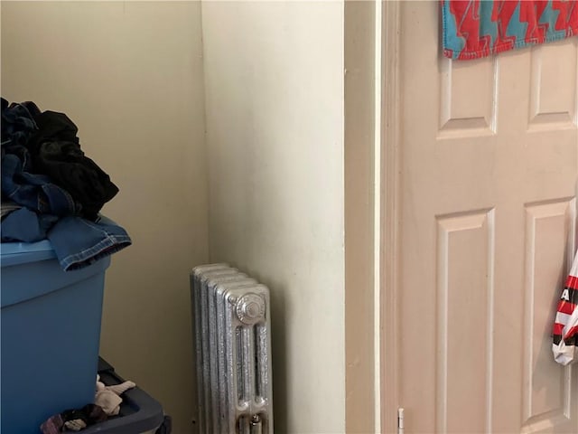 room details with radiator