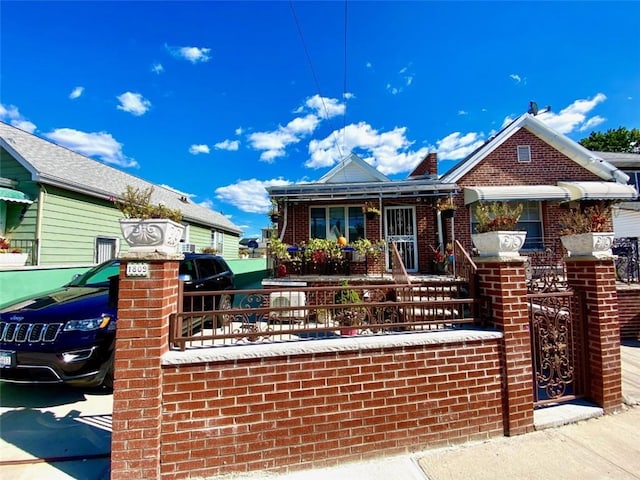 view of front of home featuring a porch