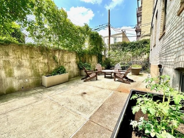 8020 4th Ave Unit D5, Brooklyn, NY 11209 - view of patio