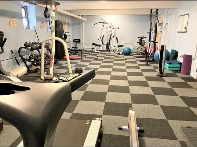 8020 4th Ave Unit D5, Brooklyn, NY 11209 - view of workout area