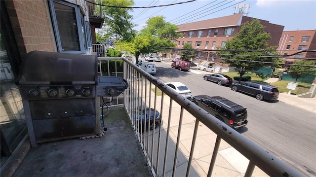 balcony featuring a grill