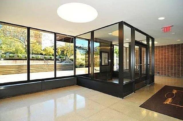 12399 Flatlands Ave Unit 1J, Brooklyn, NY 11207 - view of community lobby