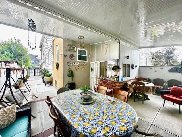 dining space with a healthy amount of sunlight