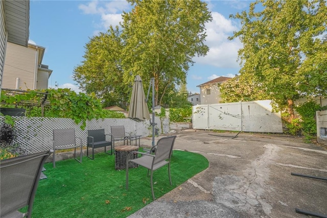 view of yard with a patio area