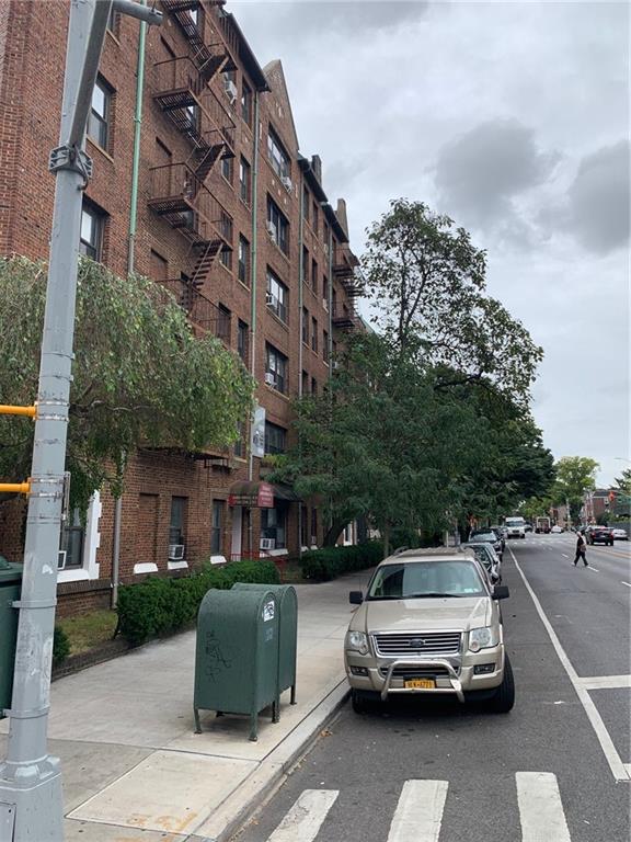 402 Bay Ridge Parkway Unit 42, Brooklyn, NY 11209 - view of building exterior