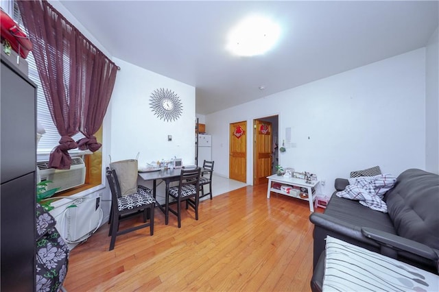 living area with light wood-type flooring