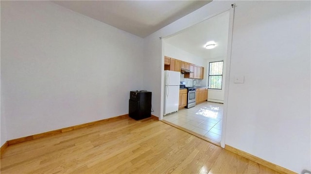 interior space with light hardwood / wood-style floors