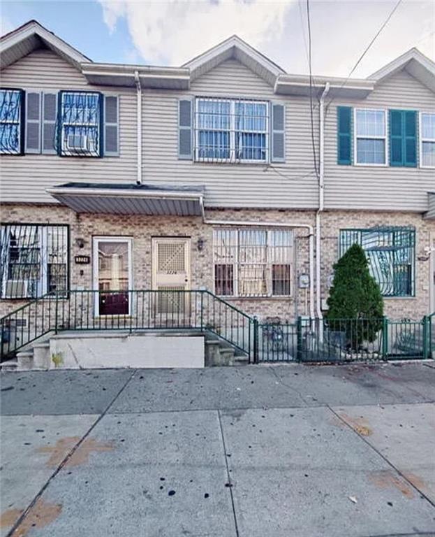 view of townhome / multi-family property