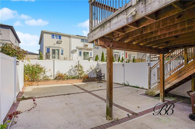 view of patio featuring a fenced backyard