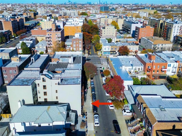 drone / aerial view with a view of city