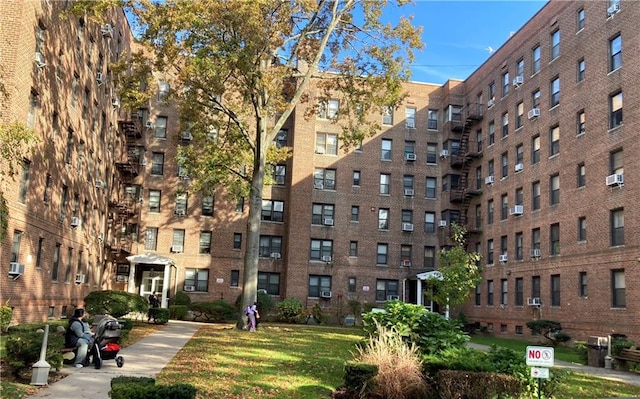 view of building exterior