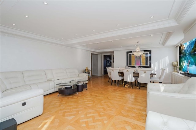 living room featuring crown molding, a notable chandelier, and recessed lighting