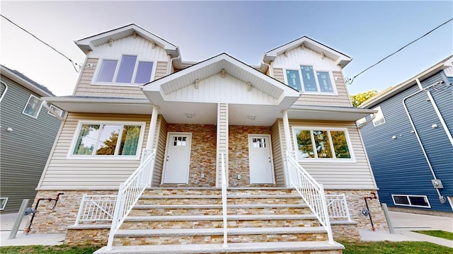 view of front of house with a porch