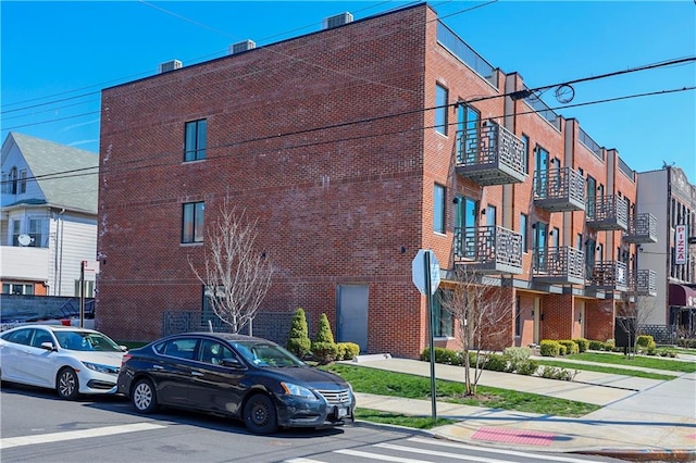 view of building exterior