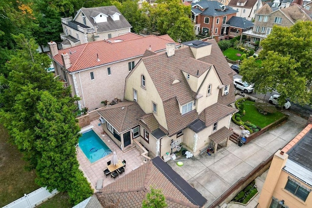 bird's eye view with a residential view