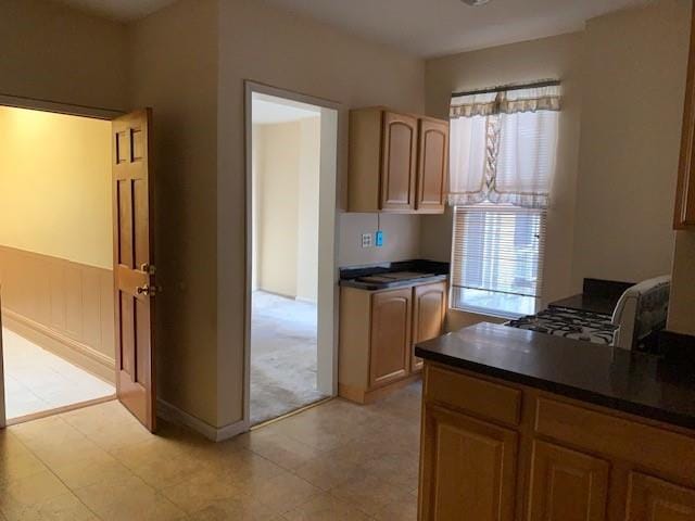 kitchen featuring stove