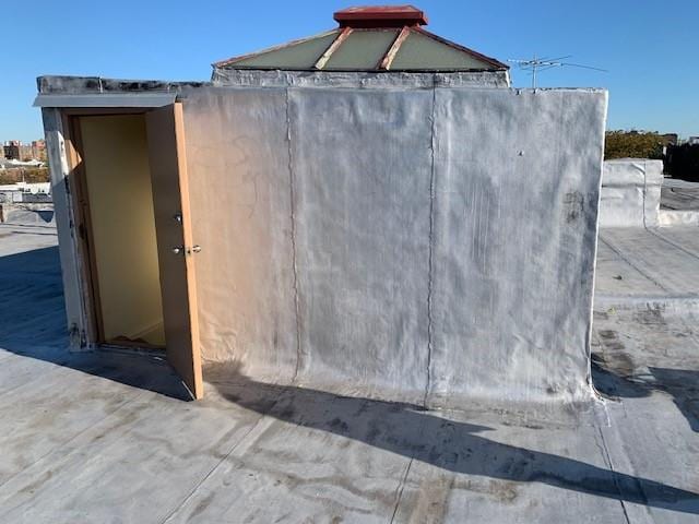 view of entry to storm shelter