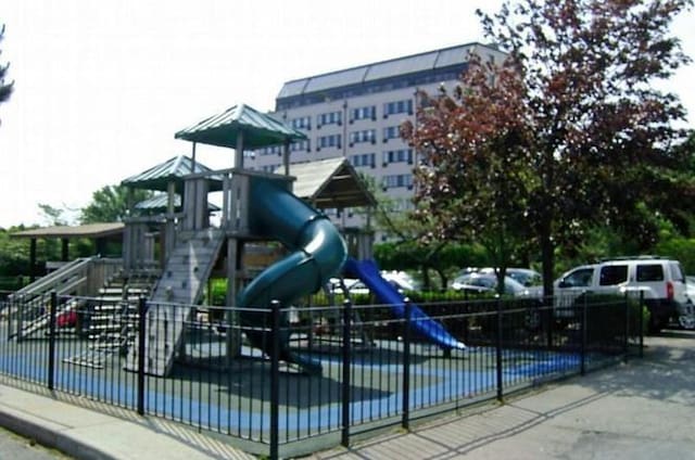 80 Bay St Unit 4A, Staten Island, NY 10301 - view of community playground