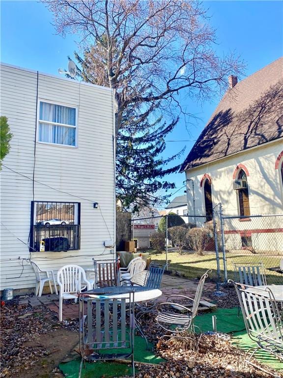 153 Hendrix St, Brooklyn, NY 11207 - view of yard featuring fence