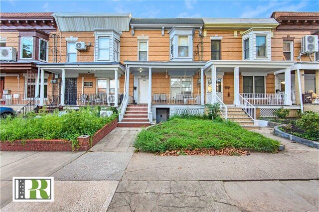 view of townhome / multi-family property