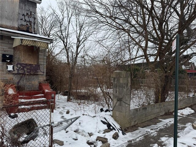 651 E 48th St, Brooklyn, NY 11203