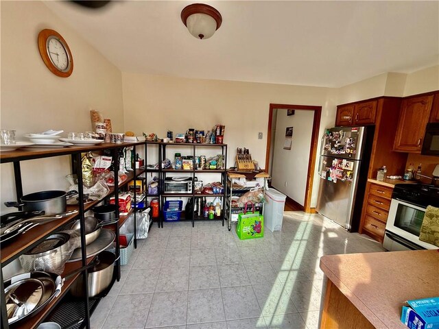 kitchen featuring stainless steel appliances