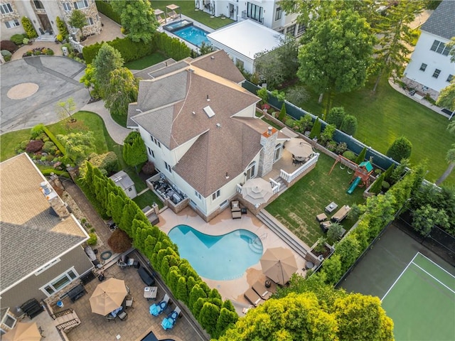 birds eye view of property featuring a residential view