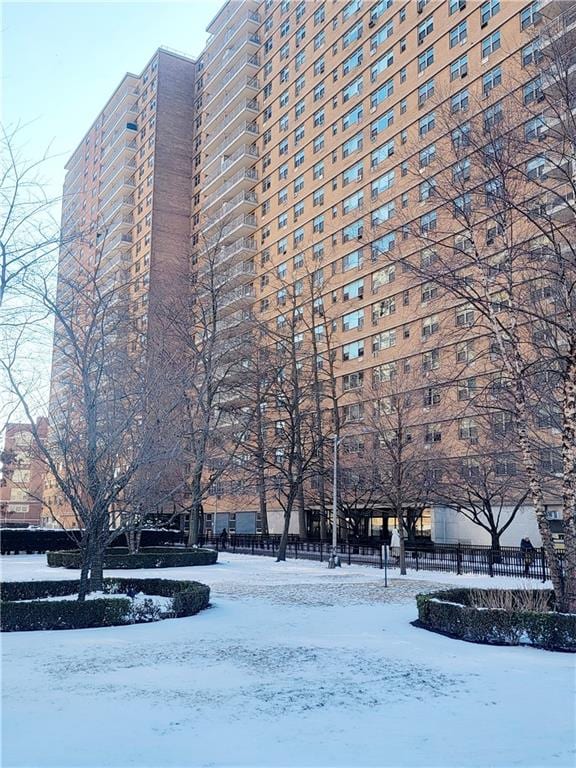 458 Neptune Ave Unit 8T, Brooklyn, NY 11224 - view of community