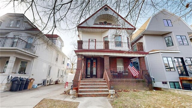 view of front of property with a porch