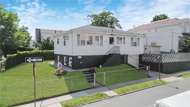 view of front of house with a front yard