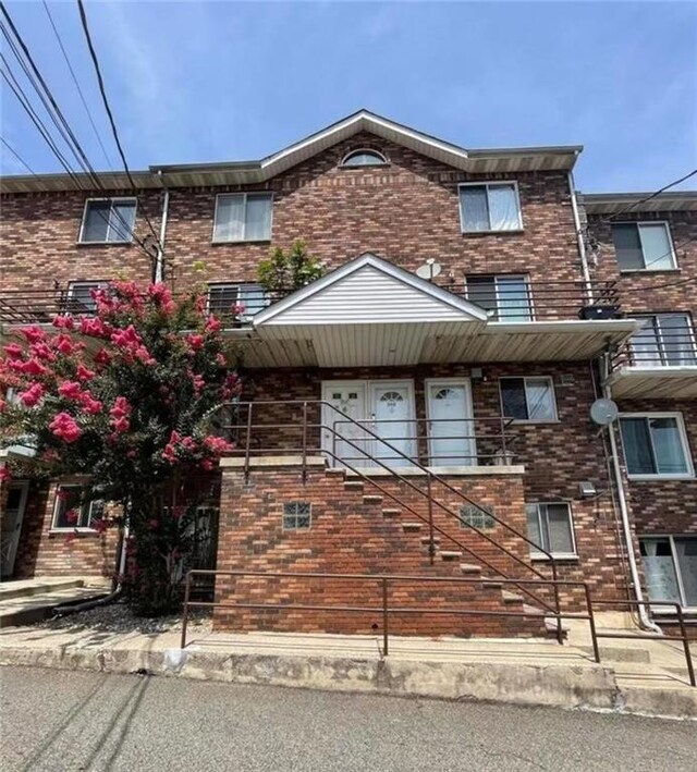 view of townhome / multi-family property