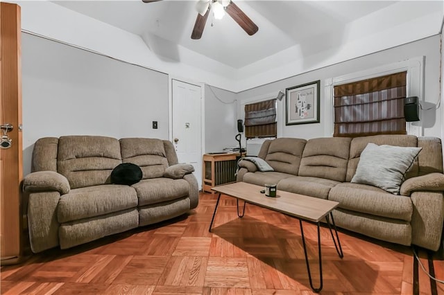 515 E 24th St, Brooklyn, NY 11210 - living room with a ceiling fan