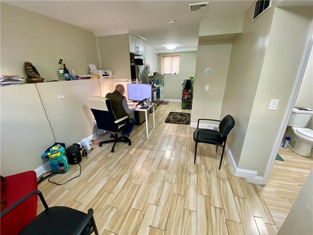 43 Lerer Ln, Staten Island, NY 10307 - office space with light wood finished floors and baseboards