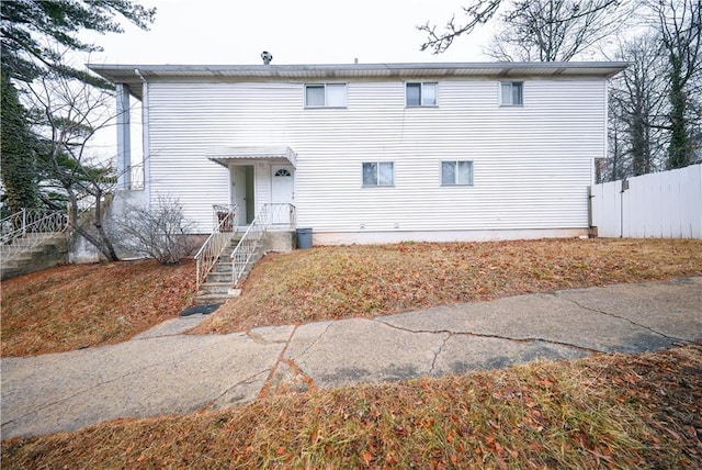 view of front of home